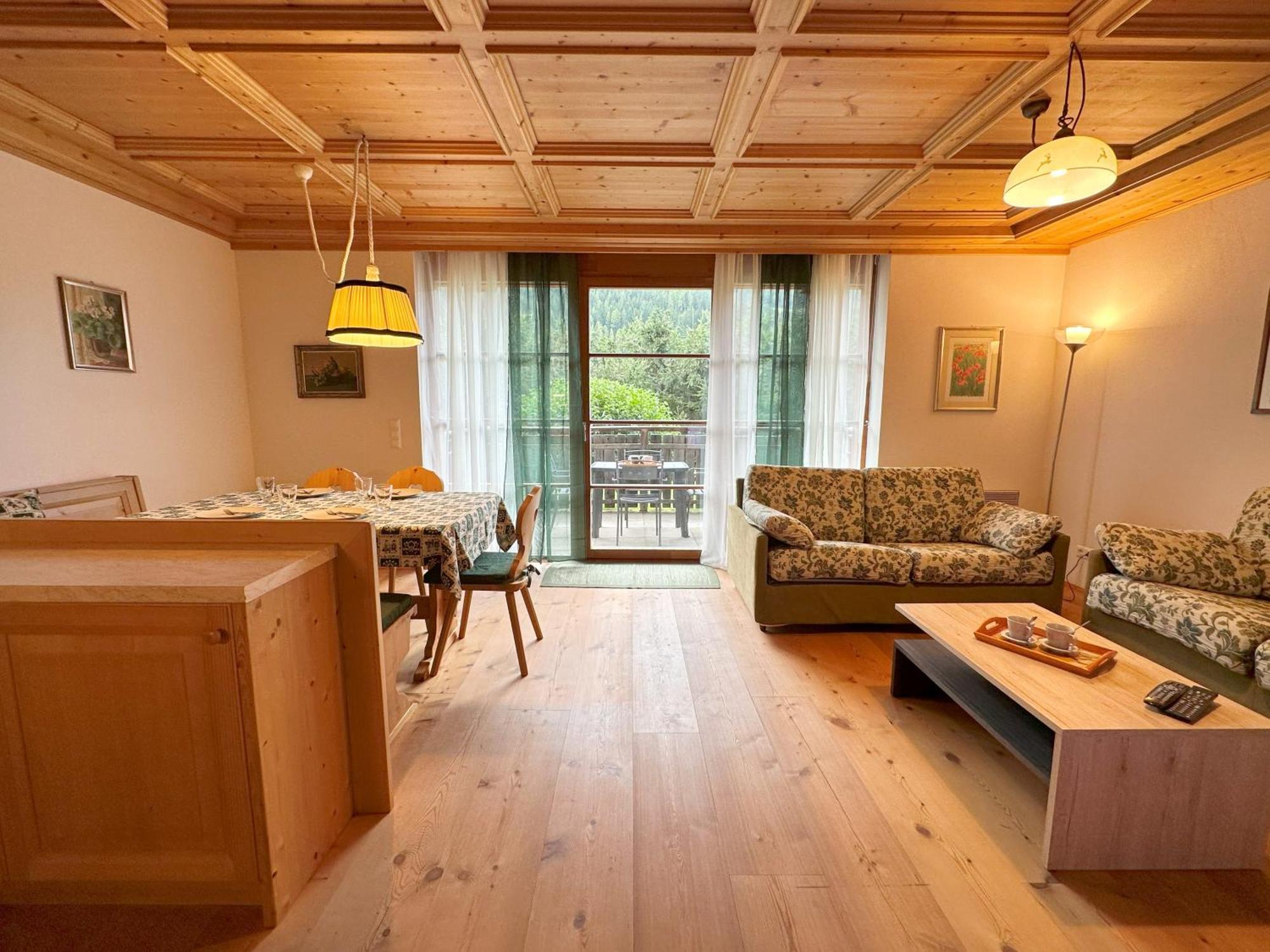Appartamento Haus Clara By Isa Badkleinkirchheim Bad Kleinkirchheim Esterno foto