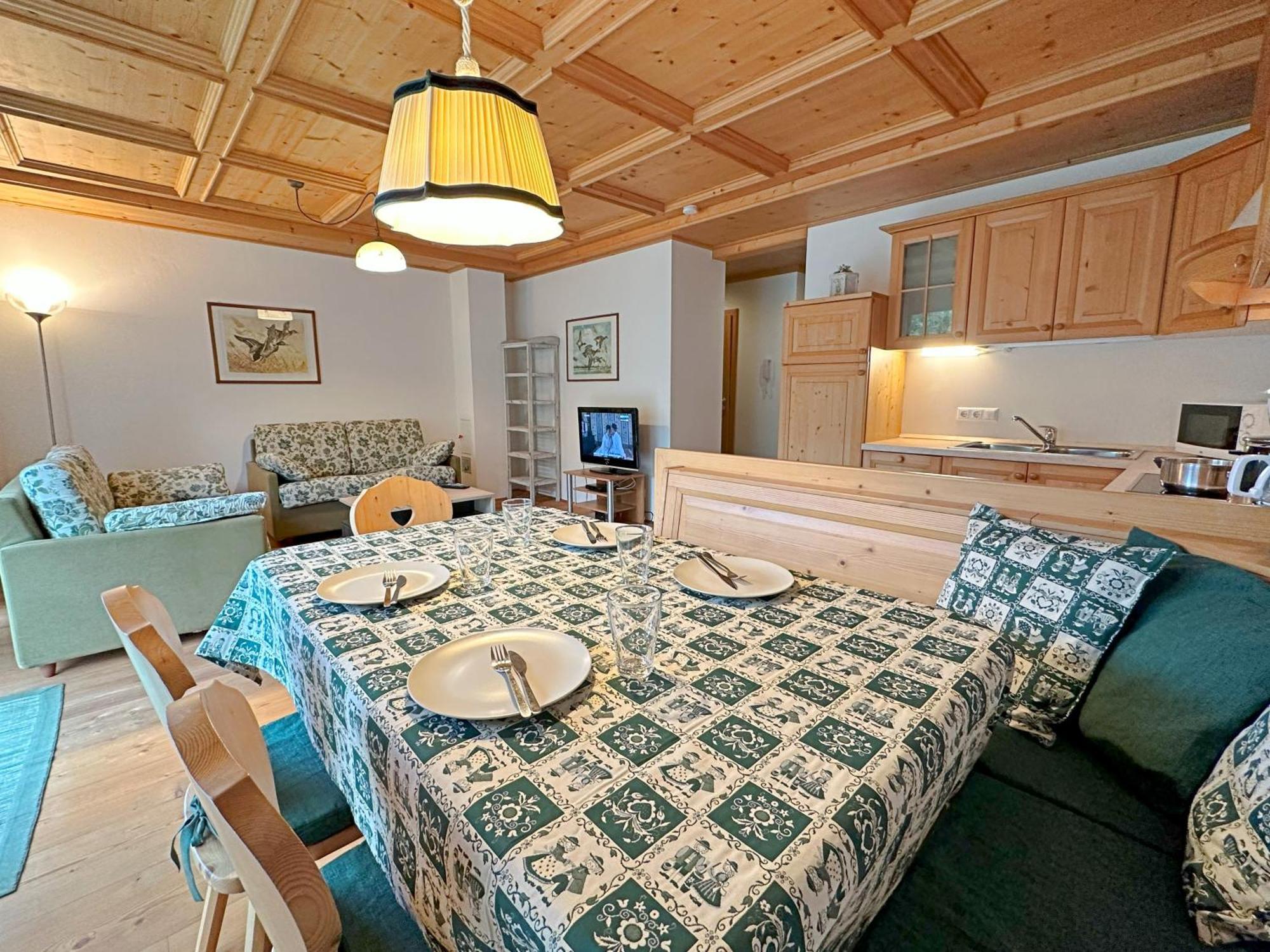 Appartamento Haus Clara By Isa Badkleinkirchheim Bad Kleinkirchheim Esterno foto