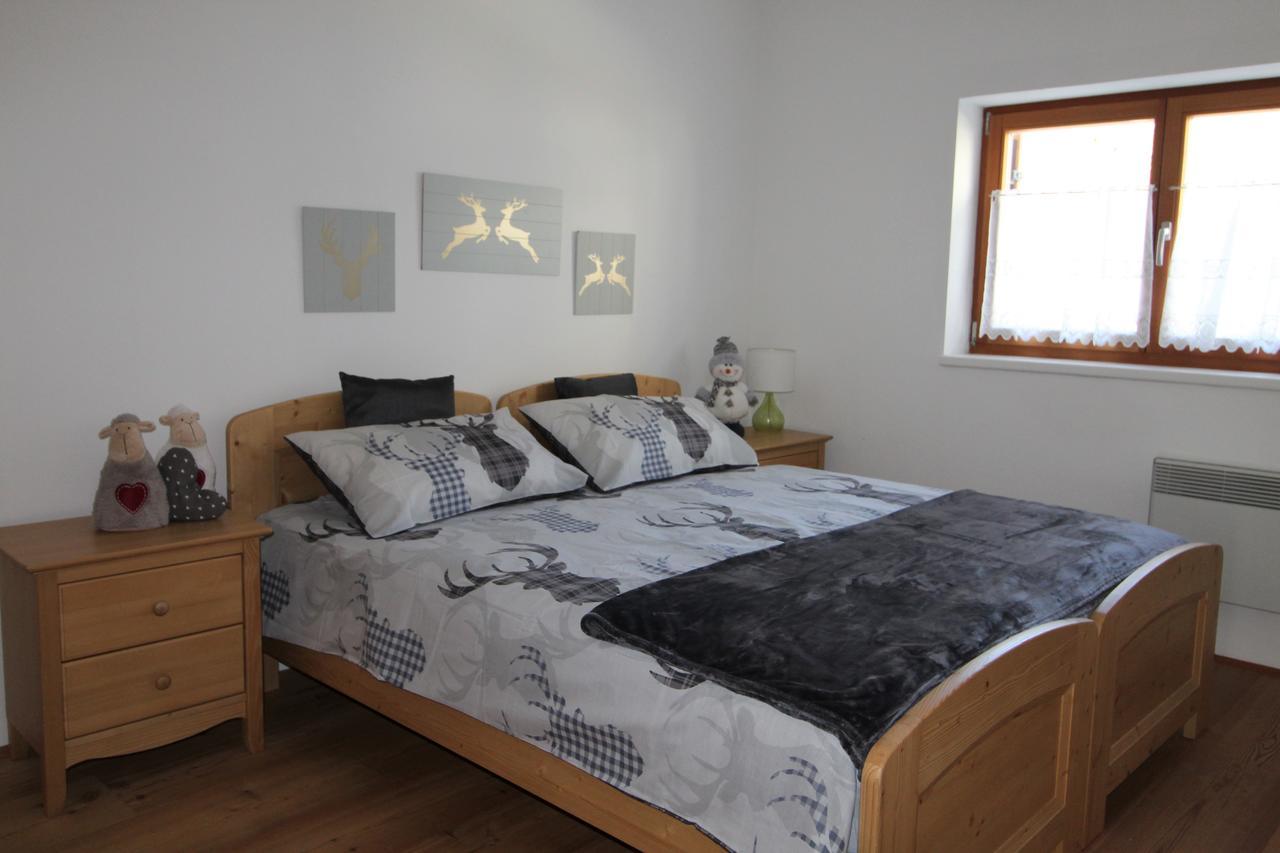 Appartamento Haus Clara By Isa Badkleinkirchheim Bad Kleinkirchheim Esterno foto